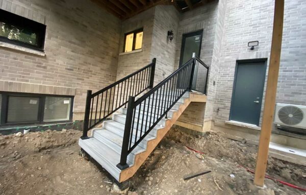 Aluminum Railing Milton-Aluminum-Railings-Glass-Railings-Pool-Railings-Balcony-Railings-Banister-Railings-Porch-Railings-decks-and-railings-deck-with-railing-deck-with-rails