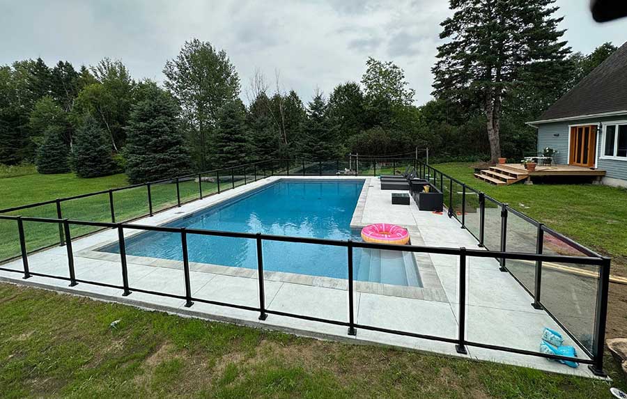 Pool Railing-Aluminum Railing-Pool Glass Railing-Pool Fence Toronto